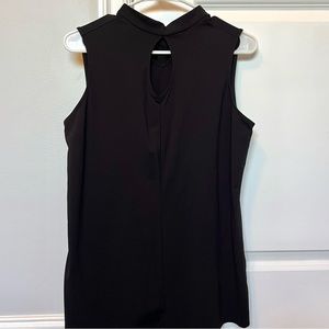 ★ classy Du Jour black sleeveless keyhole blouse with back tie on neck